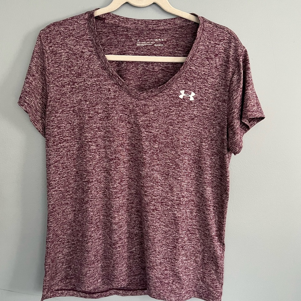 Under Armour short sleeve shirt